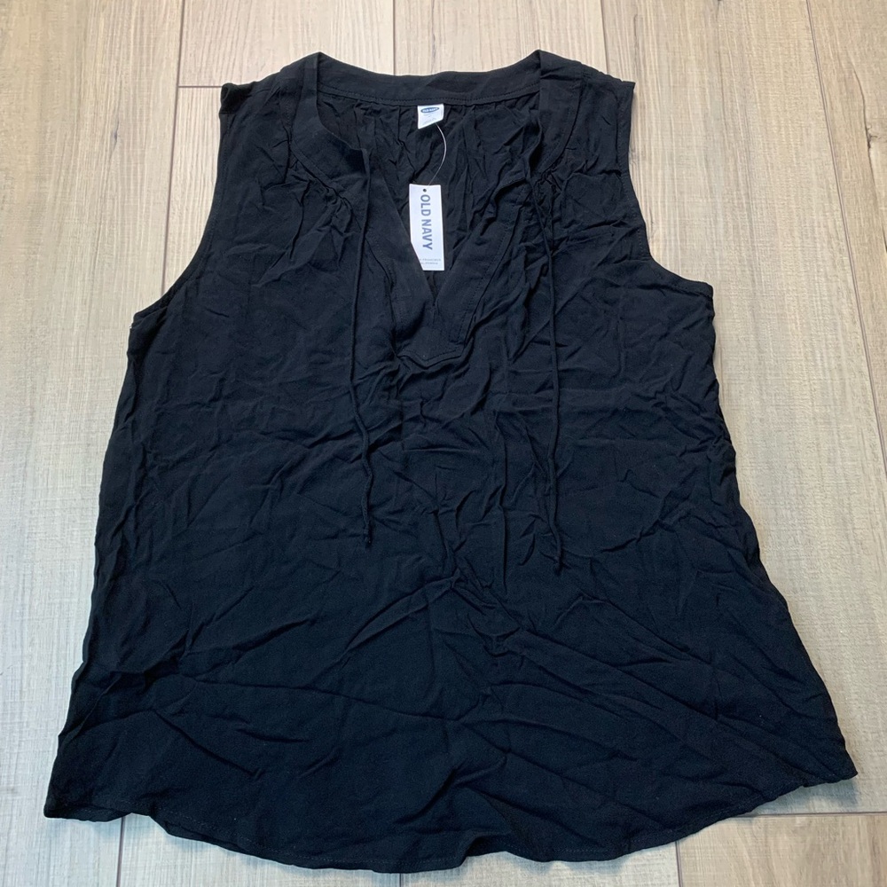 Old Navy Black Sleeveless Tank Top